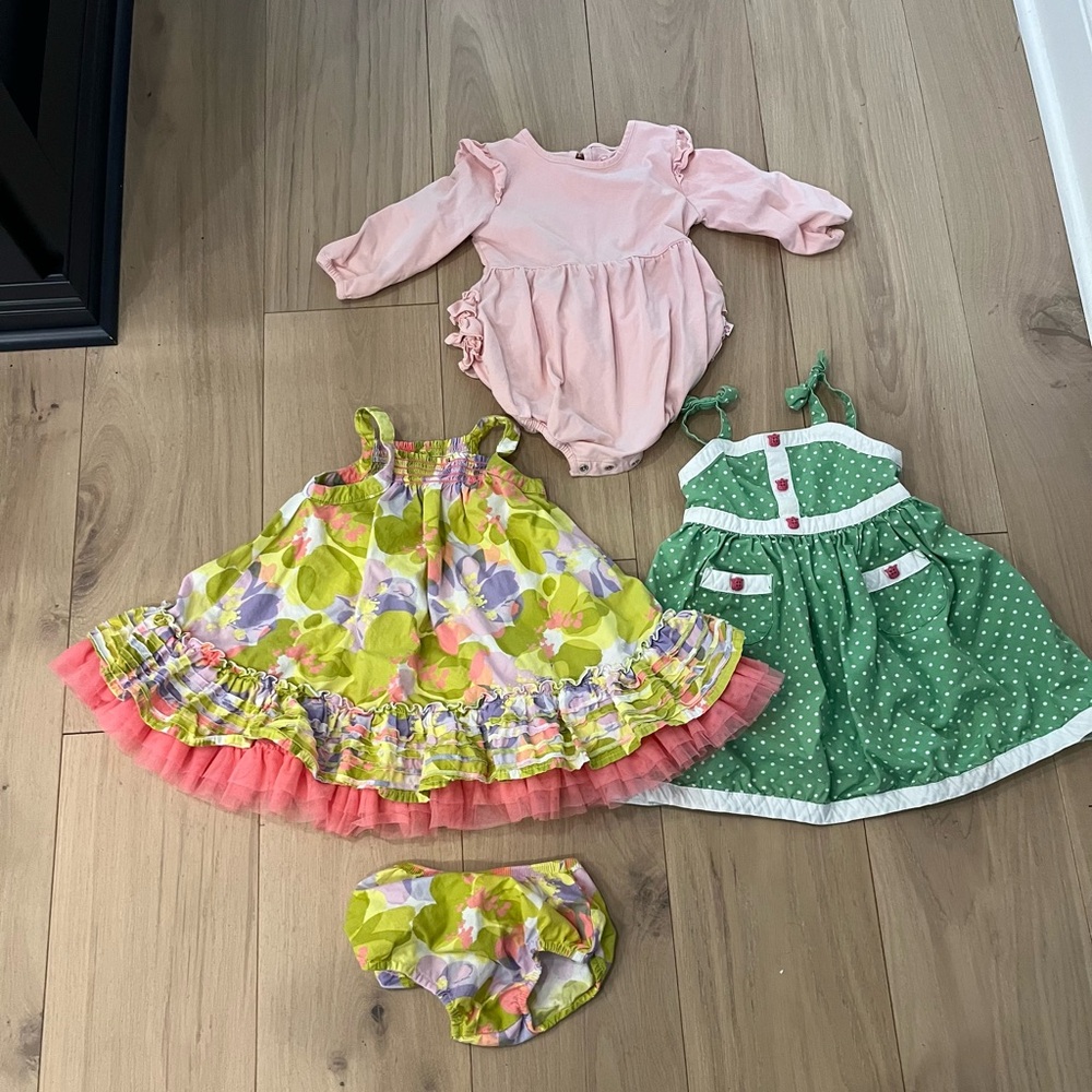 3 piece bundle- size 24 months